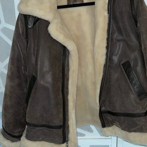Leather and fur moto jacket - Picture 2 of 10